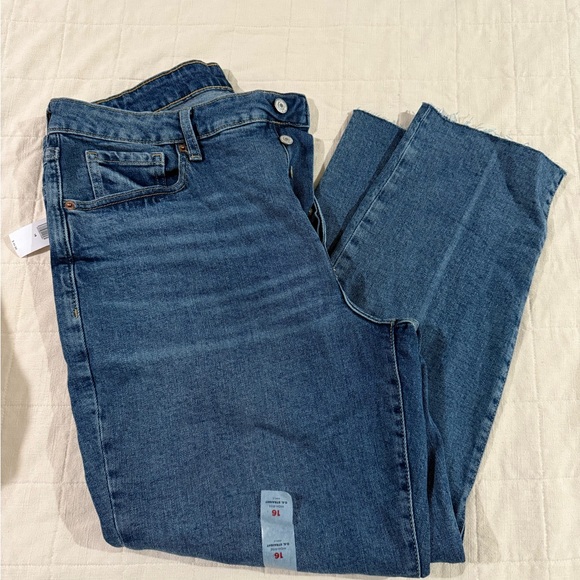 NWT high waisted button fly straight ankle Jeans - Picture 2 of 6